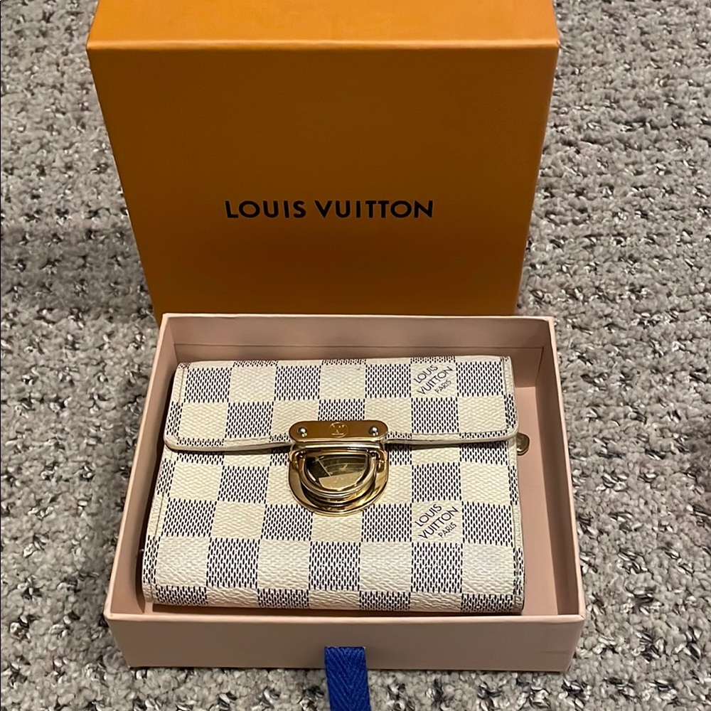 Louis Vuitton White and Gray Checkered Wallet